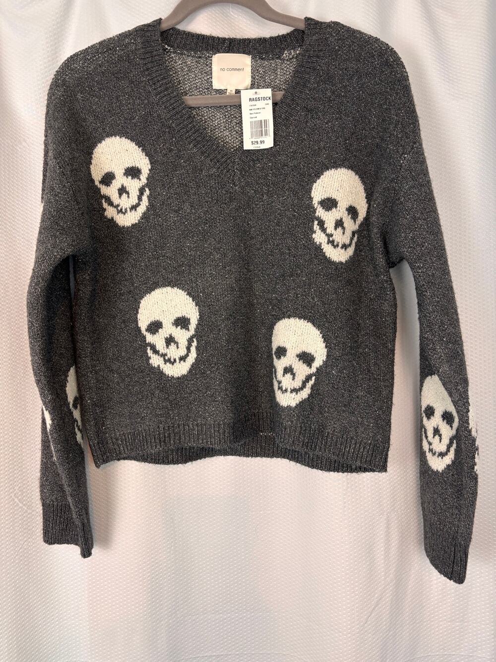 NWT No Comment v-neck grey cozy skull sweater emo goth Halloween